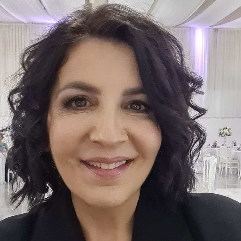 Sengül Ay